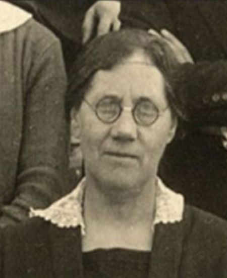 Lilian B. Yeomans